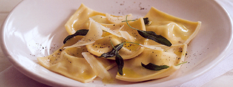 Ravioli met ricotta, citroen en oregano